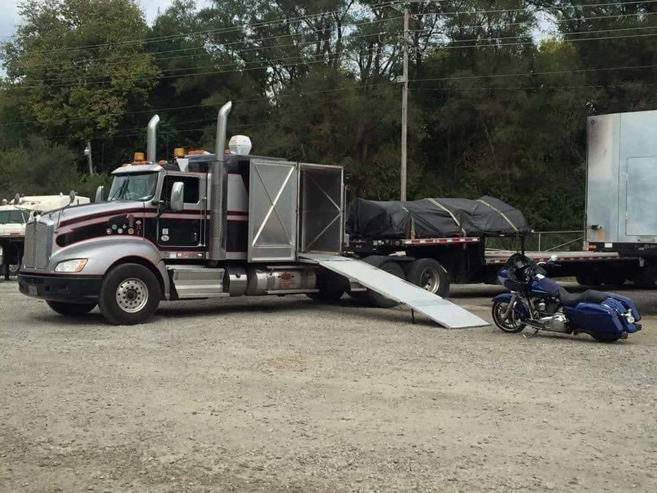 River's LoadAll Semi Truck Rig